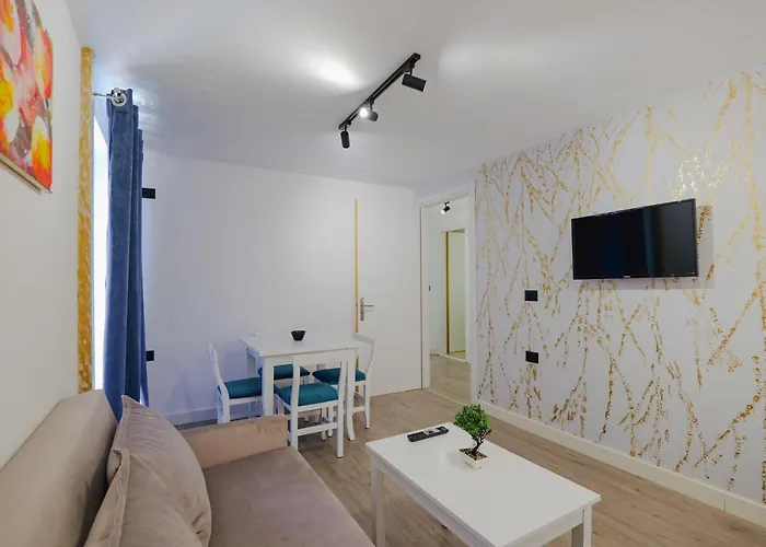 Apartament 2e *